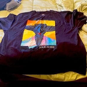 Jolie Noire Athleisure T-Shirt XL